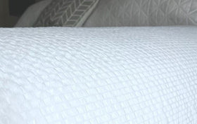 *NEW* True Experience® White "Raindrop" Top Sheets