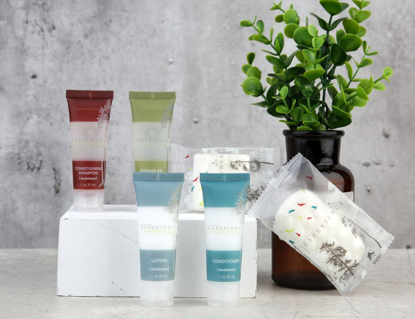 Sandalwood Small Case Pack Amenities